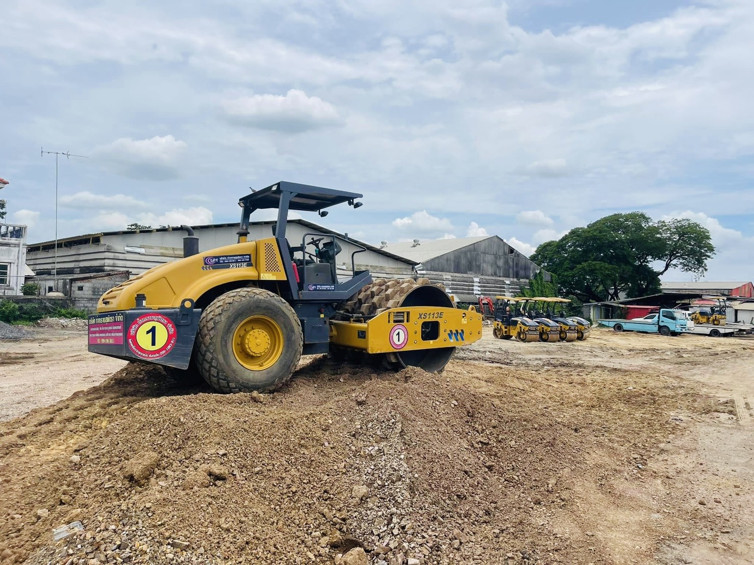 111 - https://supatradynapack.com | ให้เช่า รถบด 3 ตัน 4 ตัน 5 ตัน 10 ตัน รถแม็คโคร Pc30 Pc130 Pc200 แทรกเตอร์ดี2 เกรดเดอร์ รถไถ Jcb