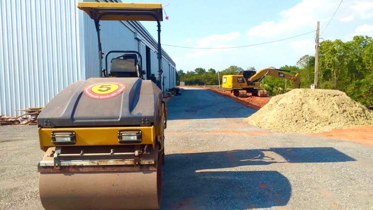 14 - https://supatradynapack.com | ให้เช่า รถบด 3 ตัน 4 ตัน 5 ตัน 10 ตัน รถแม็คโคร Pc30 Pc130 Pc200 แทรกเตอร์ดี2 เกรดเดอร์ รถไถ Jcb