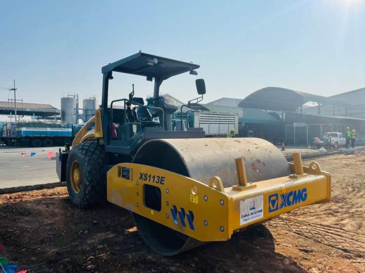 61 - https://supatradynapack.com | ให้เช่า รถบด 3 ตัน 4 ตัน 5 ตัน 10 ตัน รถแม็คโคร Pc30 Pc130 Pc200 แทรกเตอร์ดี2 เกรดเดอร์ รถไถ Jcb